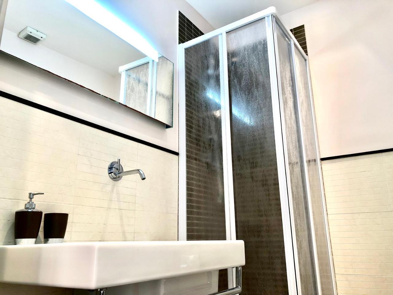 Gemini Guest house 2*